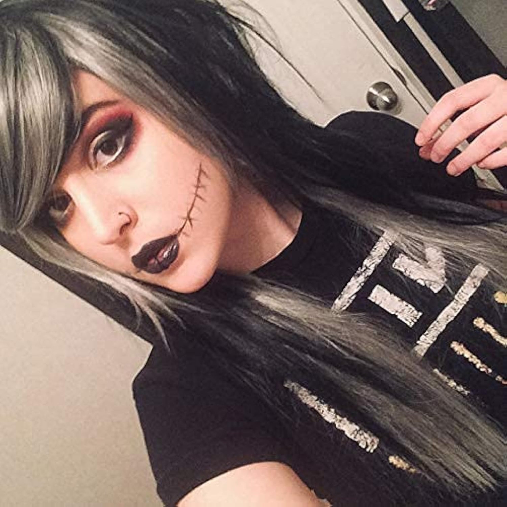 Baruisi Long Black & Grey Wig – Silky Straight Synthetic Costume Wig with Side Bangs, Heat Resistant