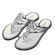 Women's Flower And Rhinestone Silver Thong Sandals in Size 8