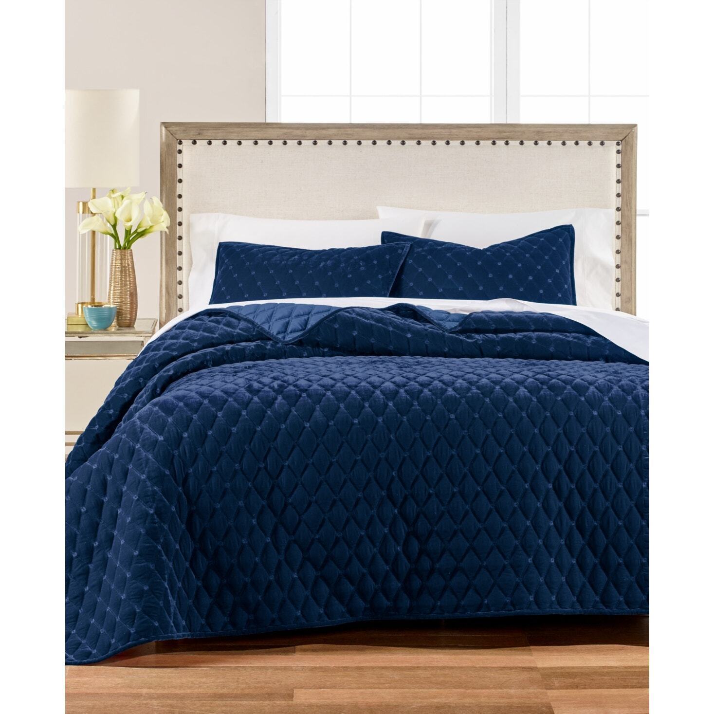 Martha Stewart Luxury Diamond Tufted Velvet Quilt – Full/Queen – Navy Blue