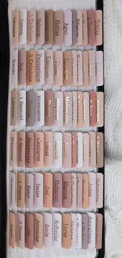 Spanish Laminated Bible Tabs – 80 Large Print Repositionable Tabs with Gold Foil Lettering – Easy-to-Apply Bible Index Tabs for Men & Women