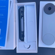 Google Nest Battery-Powered Doorbell Camera, Ash Gray GA02076 Door Chimes