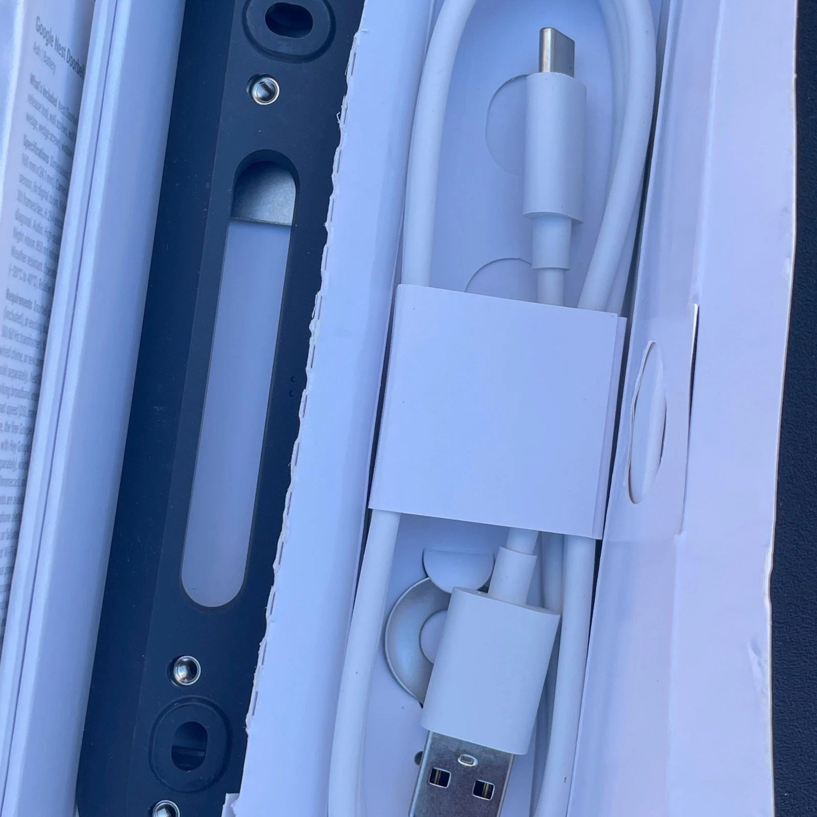 Google Nest Battery-Powered Doorbell Camera, Ash Gray GA02076 Door Chimes