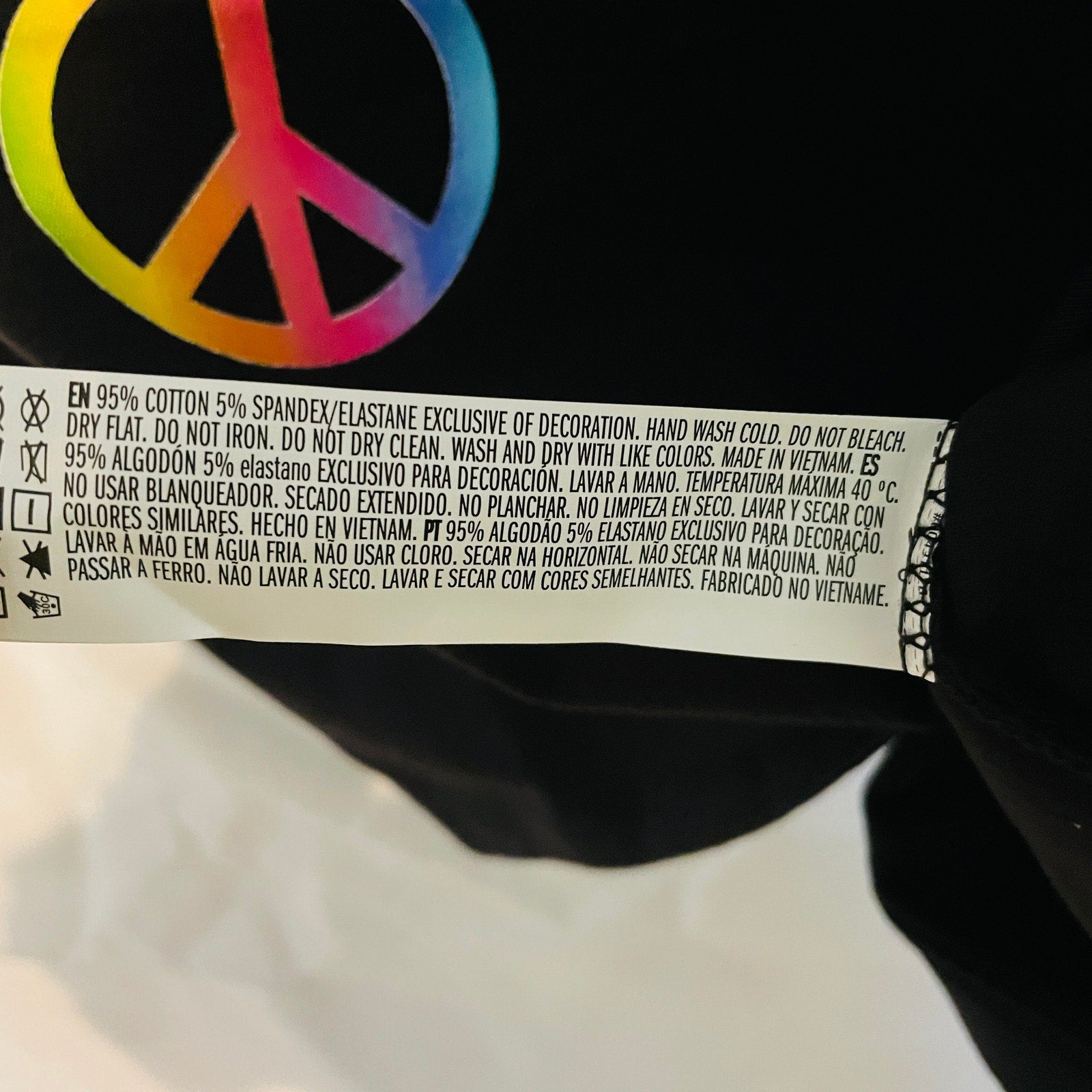 Forever21 Women's Short Sleeve Rainbow Peace Graphic Crop Top, Black - Large